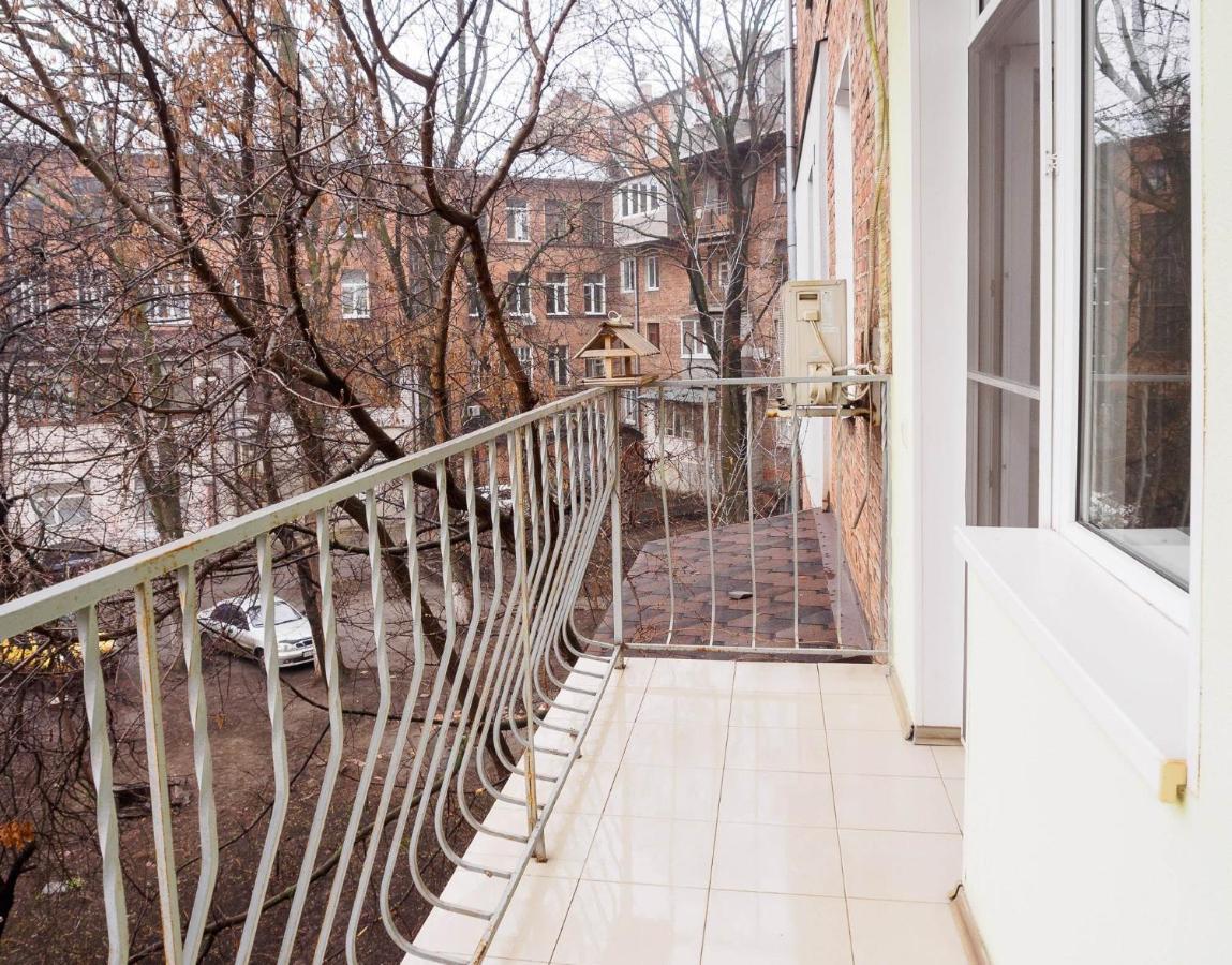 Квартира В Центре На Архитектора Бекетова Charkov Buitenkant foto